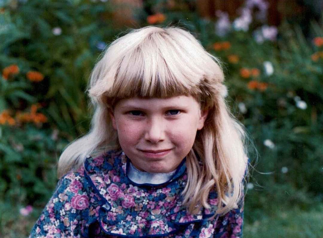My #superpower is that you can tell from my face what I'm thinking! This is not a look of love for my mum who had just butchered my hair! Us children of the 80s really suffered!! As for that dress!! 

#80s #badbangs #haircutsgonewrong #iflookscouldkill #homehaircut
