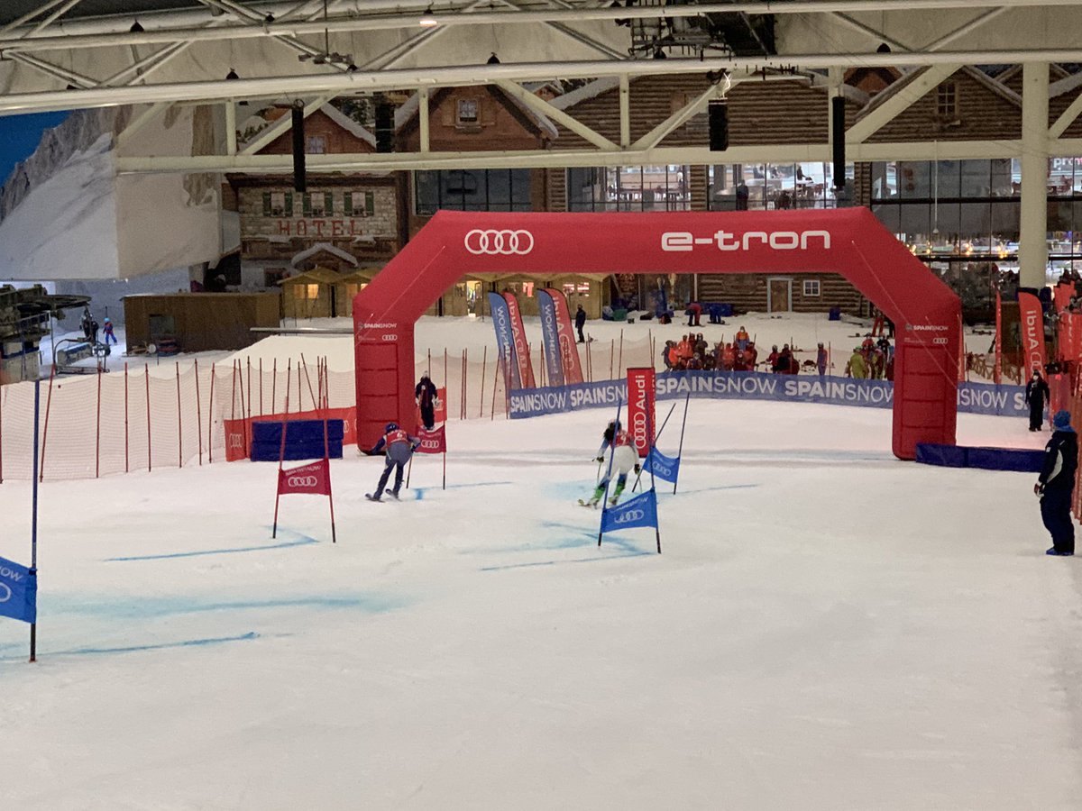 rfedinv's tweet photo. 🥇 Berta Abad #Cerler-@FADIARAGON y Alejandro Vivas @MITICOCLUB @FMDInv ganan el paralelo T. #Spainsnow Copa España @audispain U16 @SnowZoneMadrid
¡Enhorabuena vencedores y participantes por deportividad y respetar protocolo #covid19!
Con @tecalp_ski y #FMDI
¡#EsquiSeguro! https://t.co/QgfaYXBjFZ