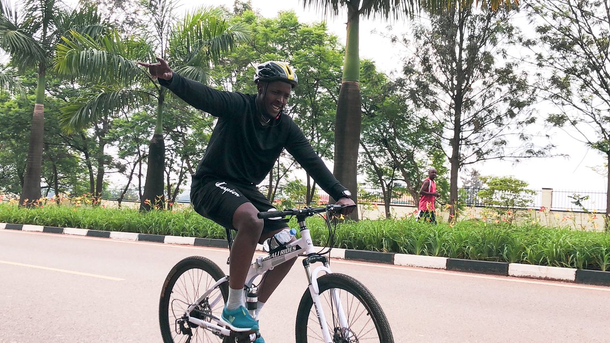 KigaliRides's tweet photo. Today was another FUN day on the road! #CarFreeDay is always a challenging yet joyful ride in @CityofKigali. The team rode 30Km Kudos to y’all, this is the best way to end the weekend!

TWO WHEELS MOVE THE SOUL

#CyclingForAll 
#cyclinglife 

@Rwanda_Sports 
@cyclingrwanda https://t.co/XSu6fNxykz