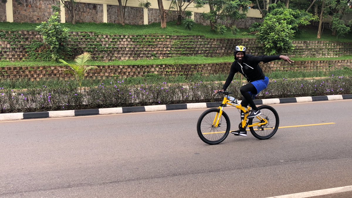 KigaliRides's tweet photo. Today was another FUN day on the road! #CarFreeDay is always a challenging yet joyful ride in @CityofKigali. The team rode 30Km Kudos to y’all, this is the best way to end the weekend!

TWO WHEELS MOVE THE SOUL

#CyclingForAll 
#cyclinglife 

@Rwanda_Sports 
@cyclingrwanda https://t.co/XSu6fNxykz