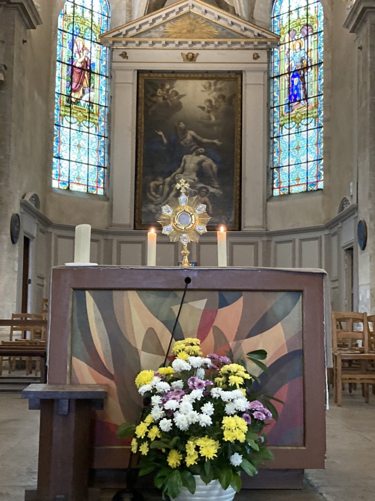 EGennevilliers's tweet photo. Pas de messe de matin, et ce n’est pas la pluie qui nous empêchera de sortir prendre l’air et de marcher au maximum 1h en faisant une pause à St Jean des #Grésillons ou à Ste Marie-Madeleine (#Village) pour prier devant le St Sacrement entre 14h et 17h
#Gennevilliers #JMP2020 https://t.co/zeJUEwnPTU