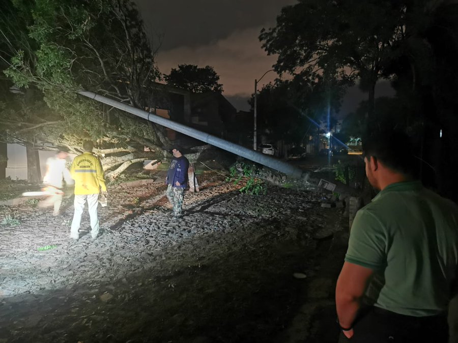 Monumental AM 1080 tweet media