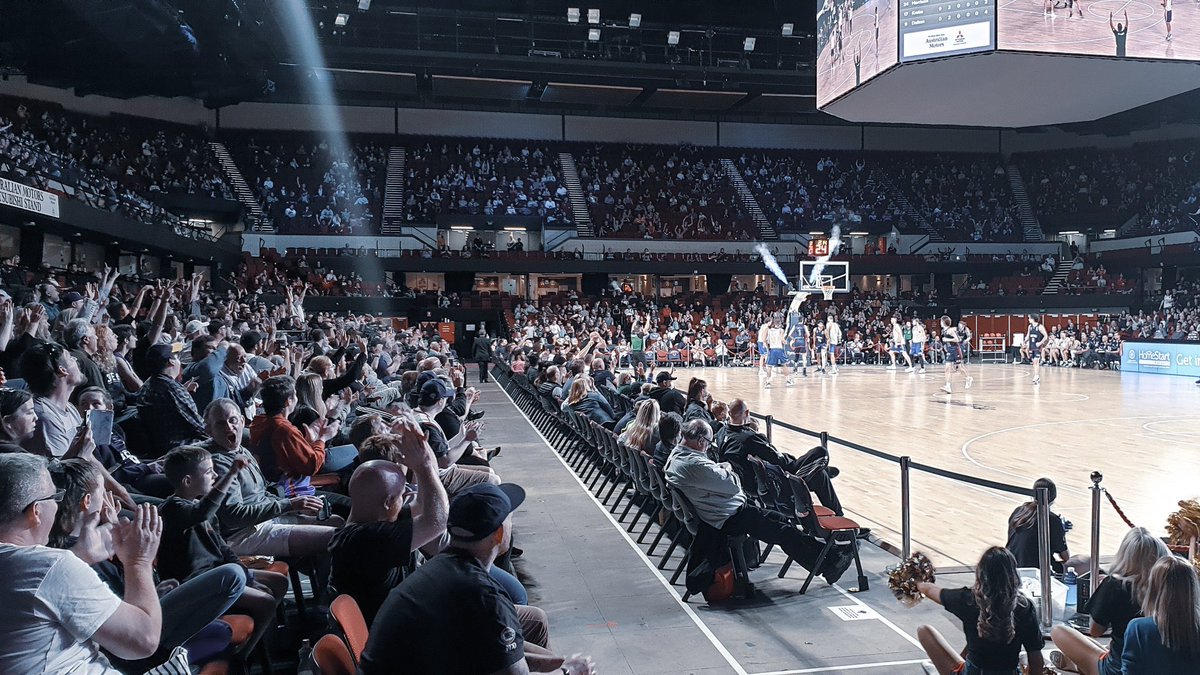 Matt_Hanton's tweet photo. It’s only the @NBL pre-season... but after 279 day it’s great to be back with @Adelaide36ers fans in the house. 

#WeAreSixers #NBL21 https://t.co/hrrYBsgr6k