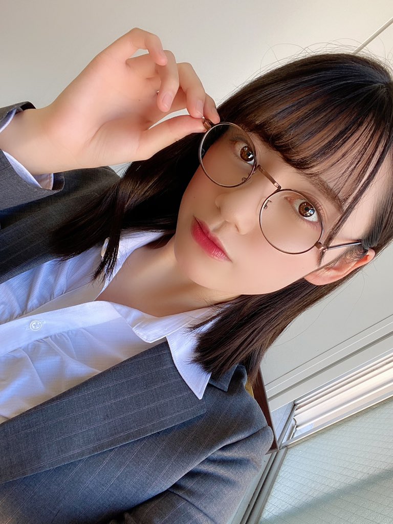 広山 楓 在 Twitter 上 地味っ子が眼鏡外すと実は可愛いって相場が決まってるの 1mmでもいいなと思ったらrt らぶりつください 自発ください T Co Sbjivutnzl Twitter