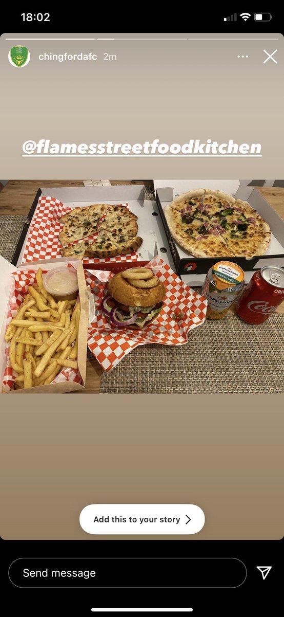 FlamesSFKitchen's tweet photo. Some great customer pictures from our first couple of days open! #flamesstreetfood #chingfordlife #chingford #chingfordfood #essexfood #foodie #homemadepizza #worldsbestburger #50percentoff #opentonight #essex #freedelivery #reviews https://t.co/hleR0sxRVE