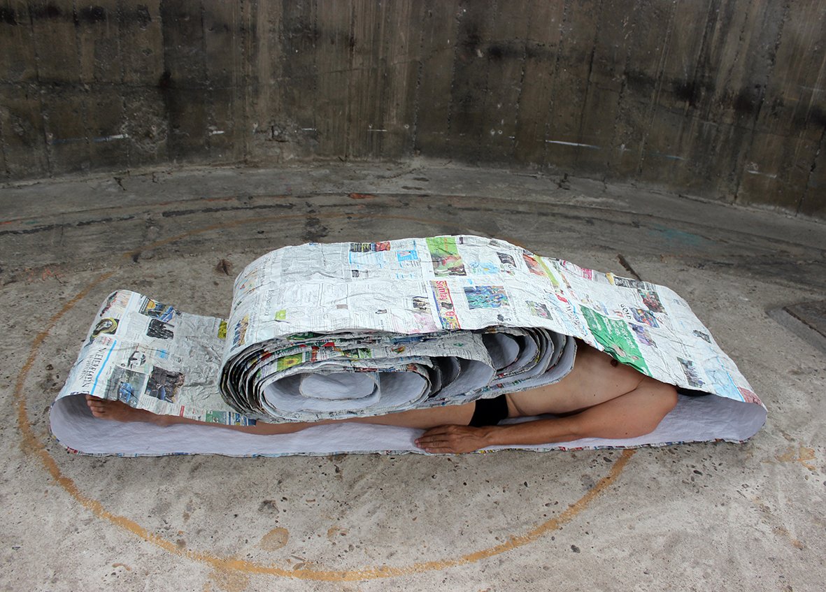 AlmyraWeigel's tweet photo. Almyra Weigel. Inflow | Printout. Photo II. Digital print on paper.
#artinstallation #contemporaryart #photo #interactiveinstallation #newspaper #paperart #wallpaper #action #almyraweigel https://t.co/GkVtdk3lPb
