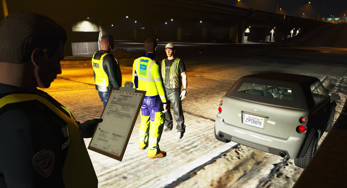 La CSI Juliette mets en sécurité un individu qui marchait sur l'autoroute

#SimulationOpérationnelle 
<a href="/FO_SDCPJ/">Forces de l'Ordre SDCPJ</a> <a href="/StudiosDCPJ/">STUDIOS DCPJ 🇫🇷🇪🇺</a>