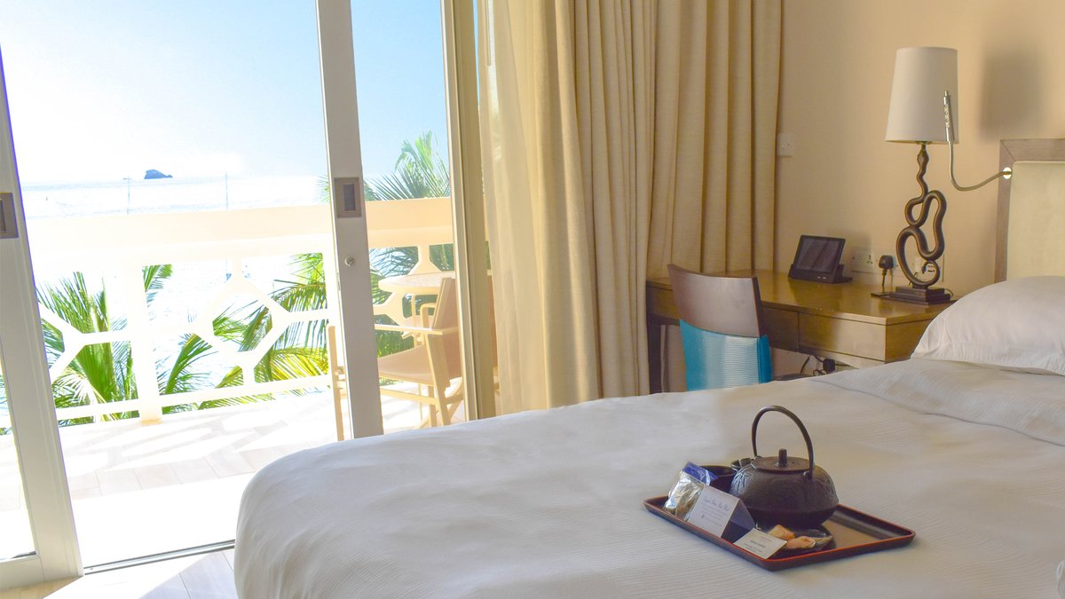 bodyholiday's tweet photo. Wind down in the blissful sanctuary of your room, with one of our carefully selected herbal teas - the perfect way to aid a restful night's sleep. 

#BodyHoliday #StLucia #TurnDownService #MindfulHoliday #WellnessHoliday #CaribbeanHoliday #WestIndies #ChristmasHoliday https://t.co/692Xx8YlXP