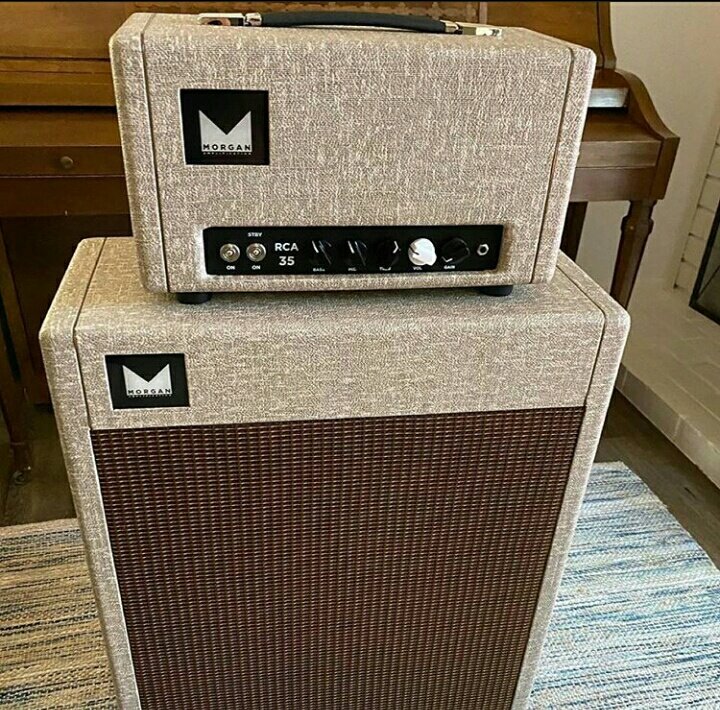 hazmeerrojani's tweet photo. Antara amp yang paling good looking. Teringin nak try. Tapi macam takda jual kat sini. #morganamp #matchlessamp #katiemorgan https://t.co/Je60dGXBzO