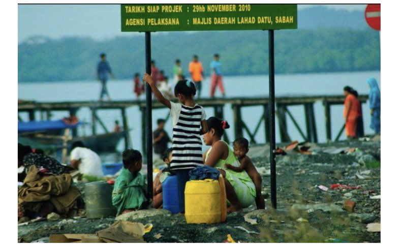 Mereka ini tidak menjaga kebersihan dan kesihatan. Kemungkinan boleh membawa penyakit berjangkit kepada penduduk setempat.
