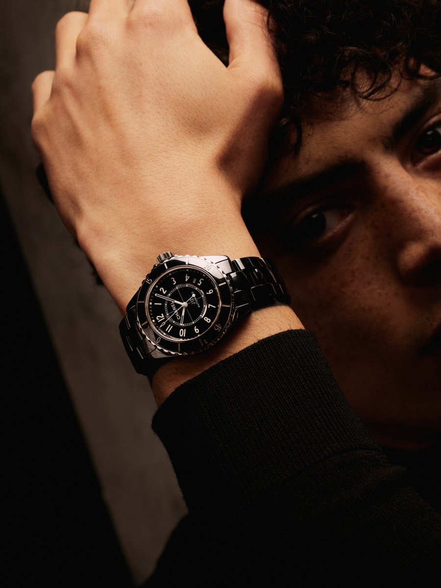 cotedesmontres's tweet photo. A @CHANEL dream never fades - #CHANEL présente ses dernières créations #Horlogerie et #Joaillerie
#CHANELDreaming #CHANELFineJewelry #CHANELWatches #COCOCRUSH #CameliaCollection #PlumedeCHANEL #J12 #CHANELPremiere #CHANELBoyFriend #CODECOCO
https://t.co/YI3qNsubrf https://t.co/asBBabnm9b