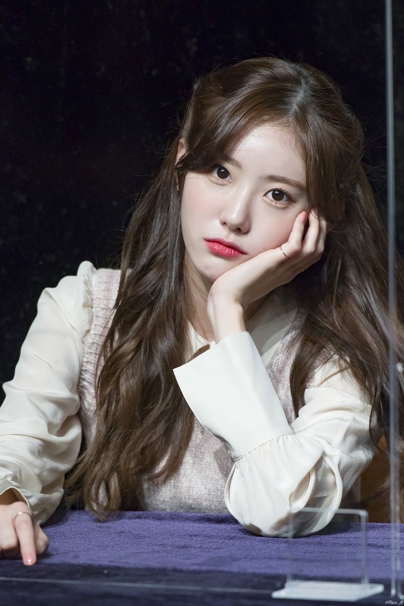 Photo__B's tweet photo. 201114 #우주소녀 #루다 https://t.co/tpwkIGdwAm