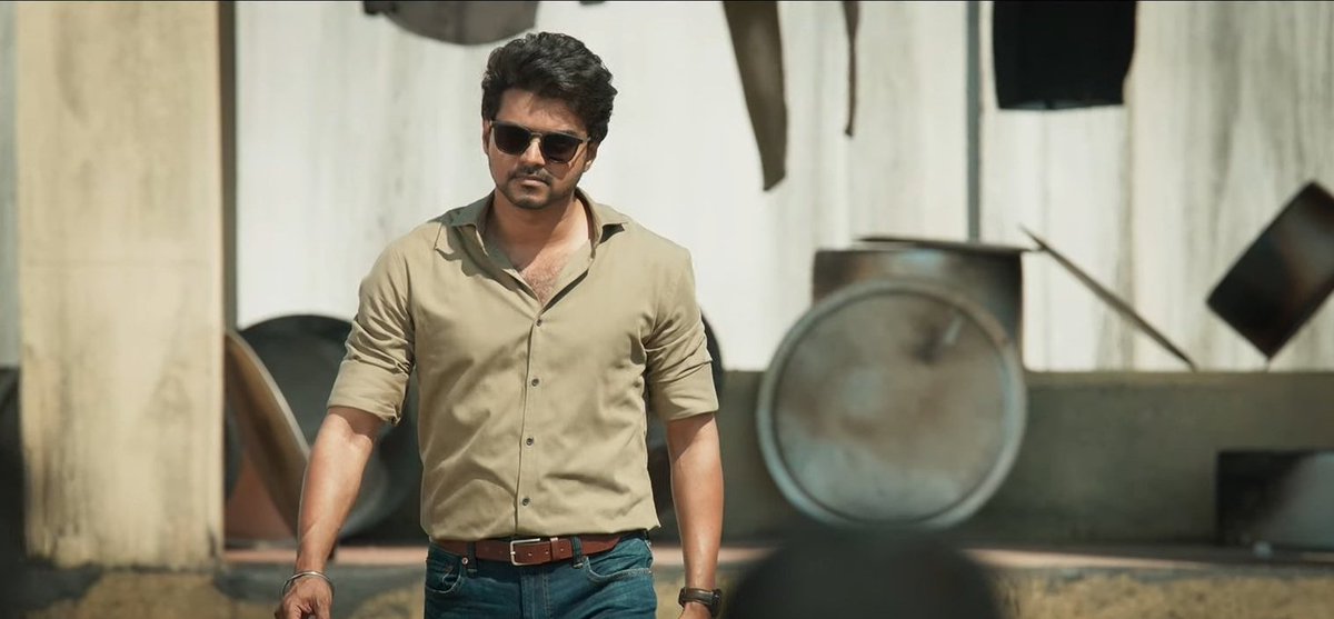 surendra_Bza's tweet photo. #MasterTeaser 24hrs..Views~ATR & Likes~ATR
JD Student Illa Ma ! Professor.. still #1 Trending (Yt) #MasterRage https://t.co/If5NEf6UKJ
