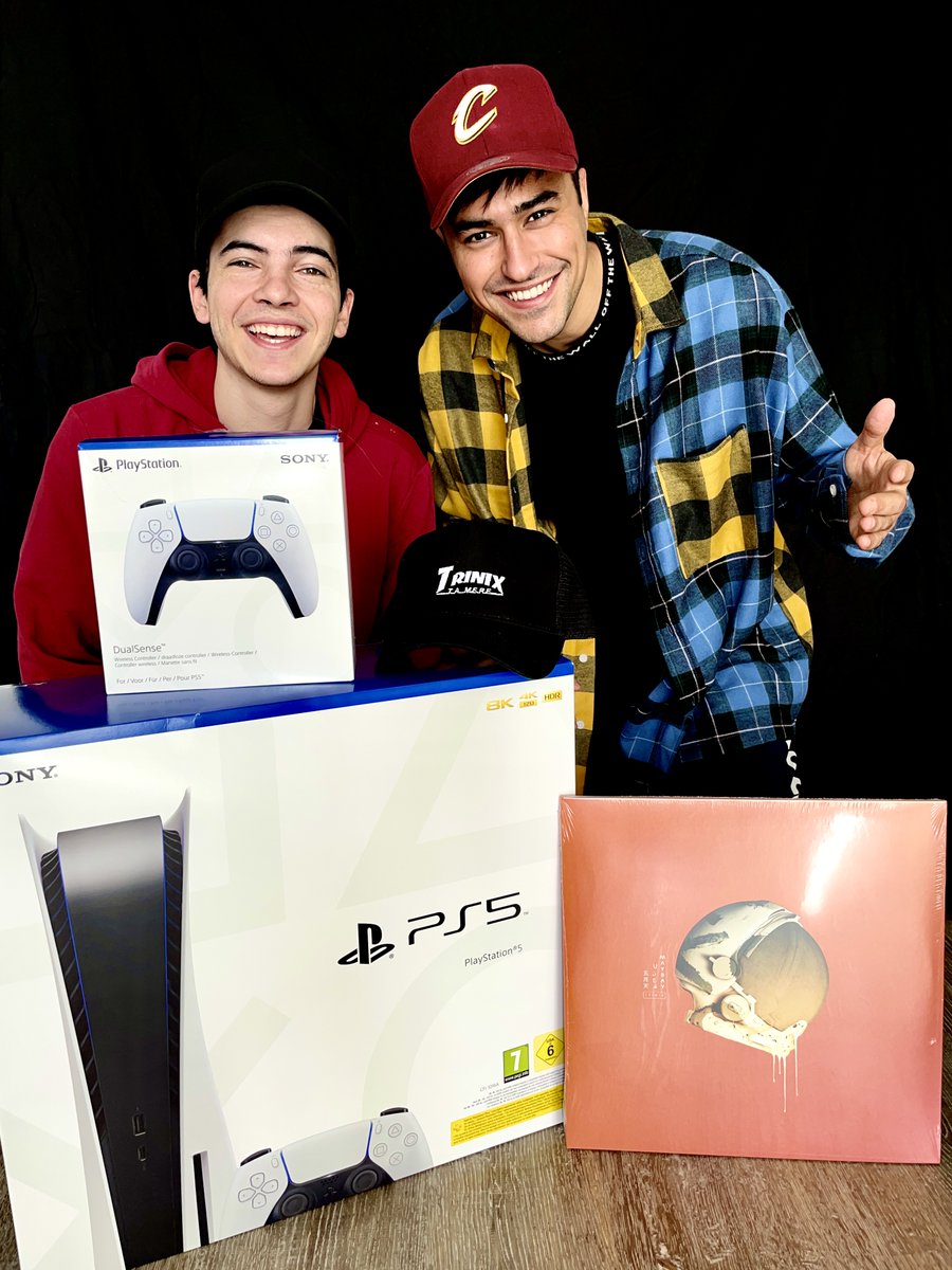 💥JEUX CONCOURS💥
On en fait pas souvent alors on a mis le paquet !
On vous fait gagner🎁
Une #PS5 , une casquette et un album TRINIX 

Pour participer c'est hyper simple : 
👉🏼RT + FOLLOW <a href="/TrinixMusic/">TRINIX</a> 

On vous annoncera le nom de l’heureux gagnant le 22/11
Bonne chance à tous!