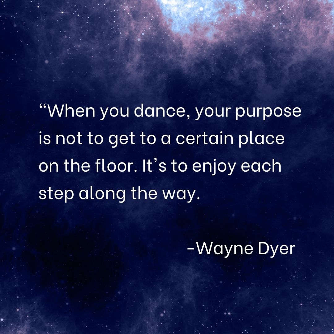 Xitlalt's tweet photo. ✨ Sunday Thoughts... With so much going on... I feel it is vitally important to turn on the music shake it off and to find a new perspective.  This practice brings me back to a place of compassion.  The next step is seeing it through a different lens.  This process then leads m https://t.co/9JJh11ecnc