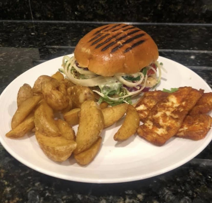 jackrooke's tweet photo. Since living at my mums for lockdown 1.0 in March I joined the local Facebook group &amp; it is all mums called Debbie with poppy WW1 filters on their profile pics posting what they had for tea &amp; they get off on it so much. This photo has 479 likes &amp; comments like “Wow!😍 Yum! XxXxX” https://t.co/4k7csakHKE