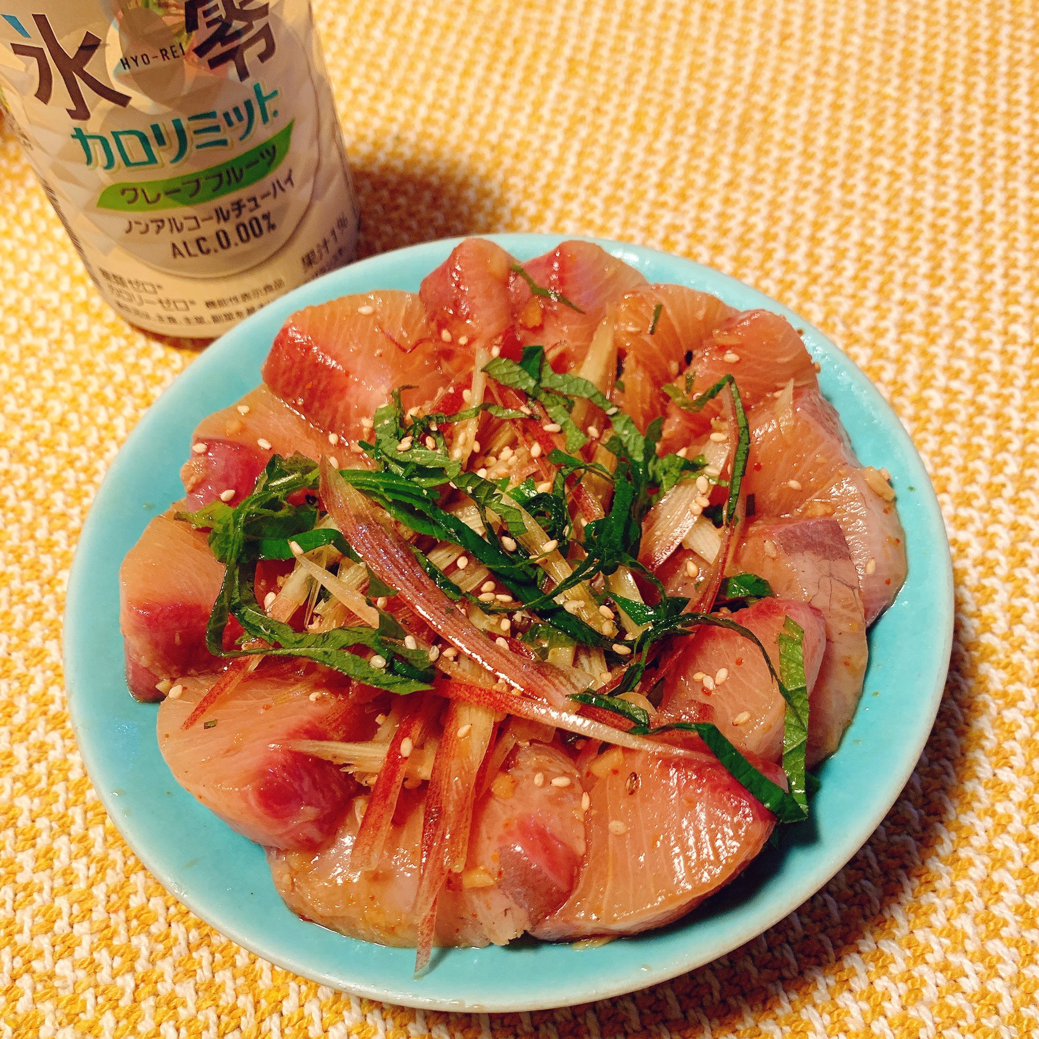 谷口 菜津子 ぶりのニンニク七味漬けを作った ざっくりしたレシピは過去のインスタにあります T Co 133bxupajo T Co Uqycuuiaff Twitter