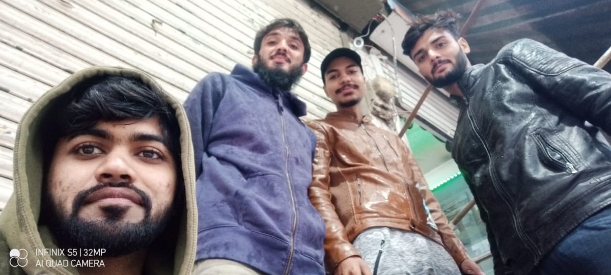 rehanfarooqi_'s tweet photo. About Today with @xhahxaan and 2 others.
#rain #DostiGroup #UniMates https://t.co/TqROWht4Of