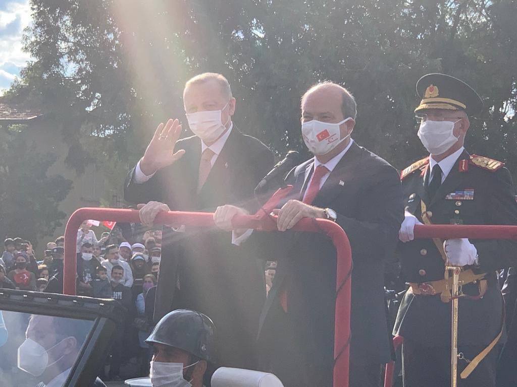 Kuzey Kıbrıs Türk Cumhuriyeti’ne , Yavruvatana hoş geldiniz Sn . Cumhurbaşkanım <a href="/RTErdogan/">Recep Tayyip Erdoğan</a> . Bir ve Biz olduğumuz bu yolda Türkiye Cumhuriyeti Devletimizin , Anavatanımızın Asli Varlığı Varlık sebebimizdir . <a href="/Cumhuriyet/">cumhuriyet</a> Bayramımız Kutlu olsun . <a href="/ersinrtatar/">Ersin Tatar</a>