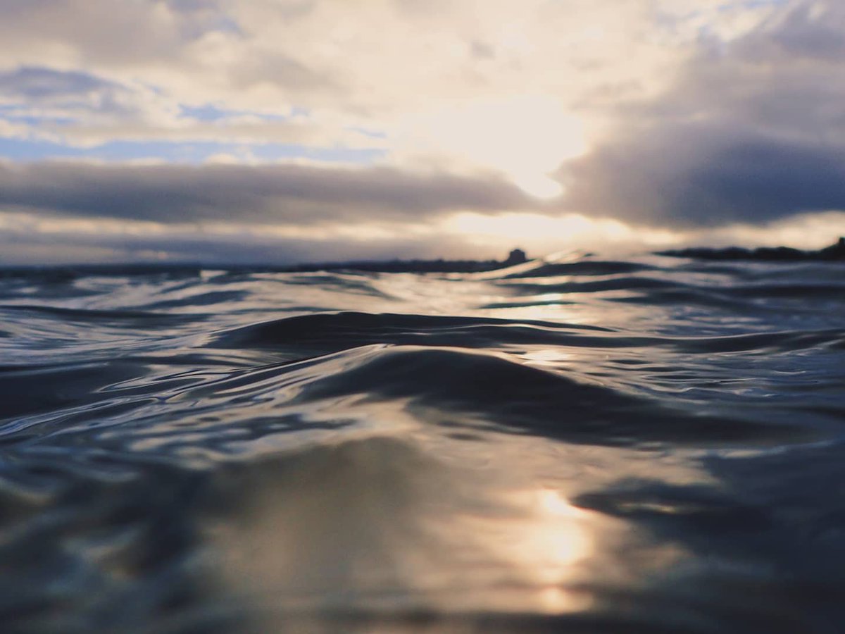zoebphoto's tweet photo. Seascapes from this morning,  beautiful winter sun at low tide. https://t.co/KdkcOiEAHK