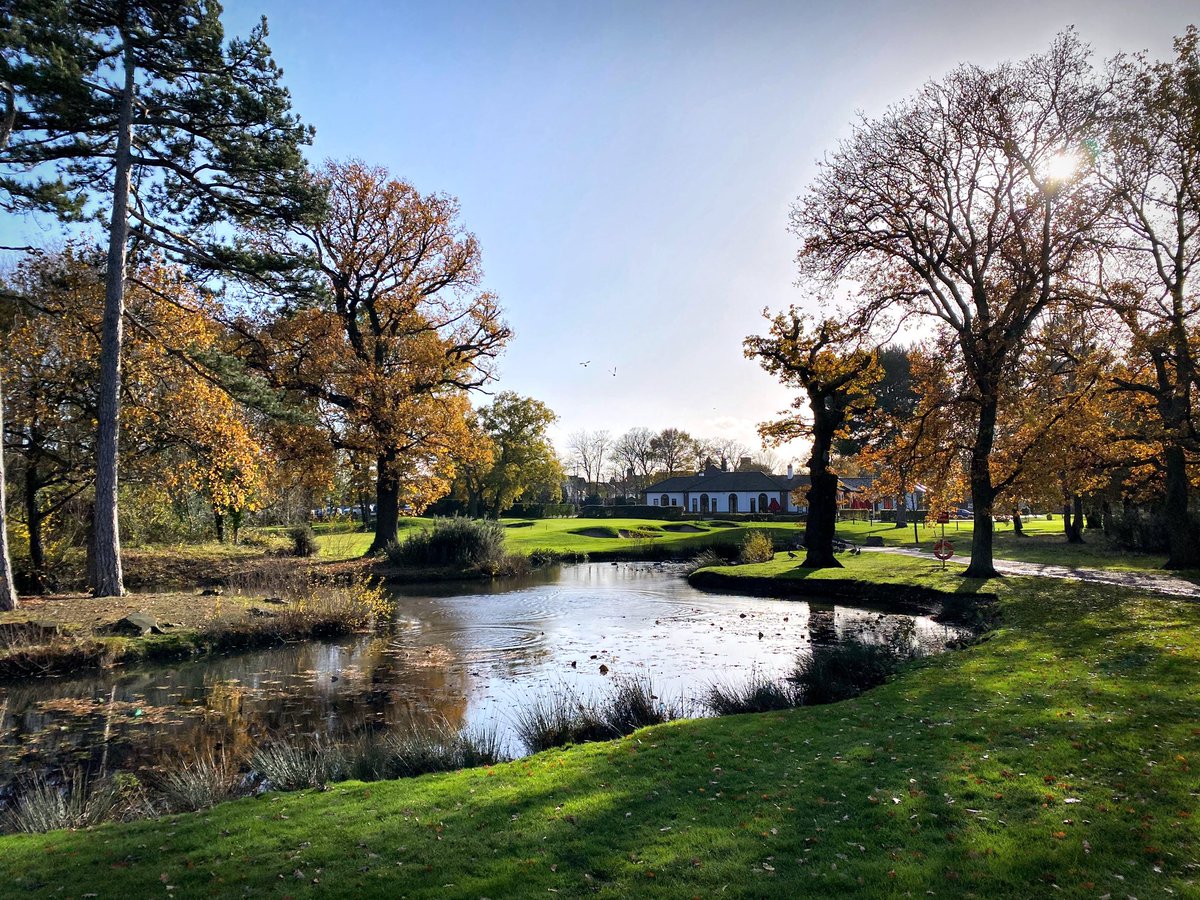 FulwellGC's tweet photo. It’s a little wet under foot after the last 24 hours of rain but the blue skies help #coursewalk #leaveseverywhere https://t.co/wTS0dVni4R