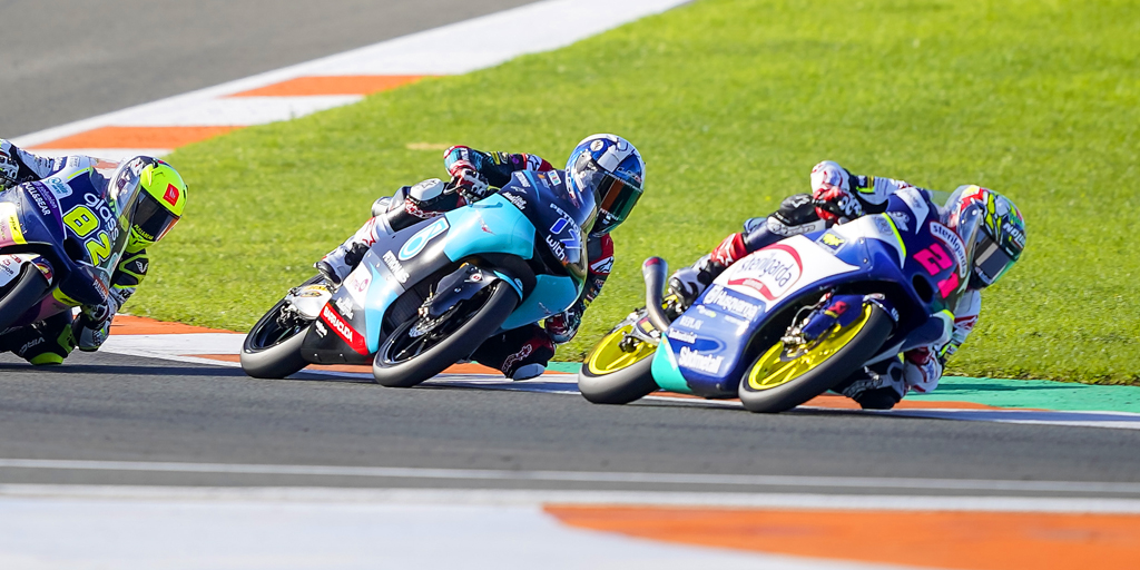 Max_Racing_Team's tweet photo. Race of #ValenciaGP
.
@AlonsoLopez_21 Crash on the eighth lap at turn 14. Pilot uninjured – Best Lap 1'39.482
.
#husqvarnamotorcycles #FR250GP #Moto3 #romanofenati #alonsolopez #maxbiaggi #maxracingteam https://t.co/KuVJ2zWrCN