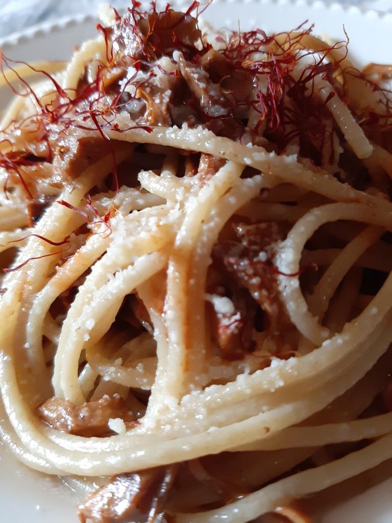 ZafferanodiNepi's tweet photo. Wholemeal #Spaghetti with wild mushrooms and #organic #saffron made in Nepi (Lazio) Italy #zafferanodinepi #Foodies #gourmet #spices #superfood https://t.co/Jg31KRYWfo