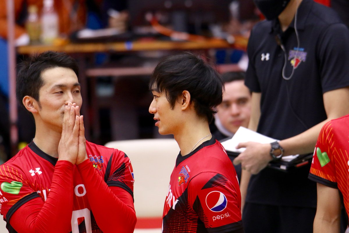 naaaao91's tweet photo. 201115 MTC
#サントリーサンバーズ
#柳田将洋 #藤中謙也 https://t.co/00m6gJPcSI