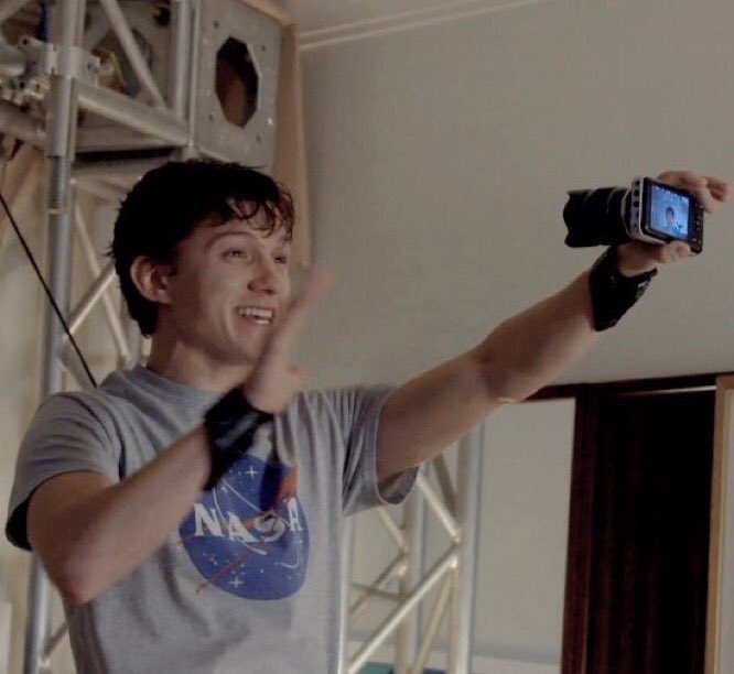 peter parker’s outfits: a thread