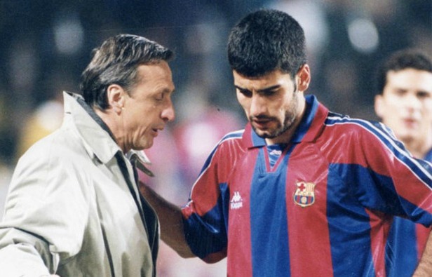 Cruyff a utilisé le jeune milieu de terrain en l'absence du suspendu Guillermo Amor . Il est devenu un habitué de la première équipe lors de la saison 1991-1992 , et à seulement 20 ans, il était un élément clé d'une équipe qui a remporté la Liga et la Coupe d'Europe .