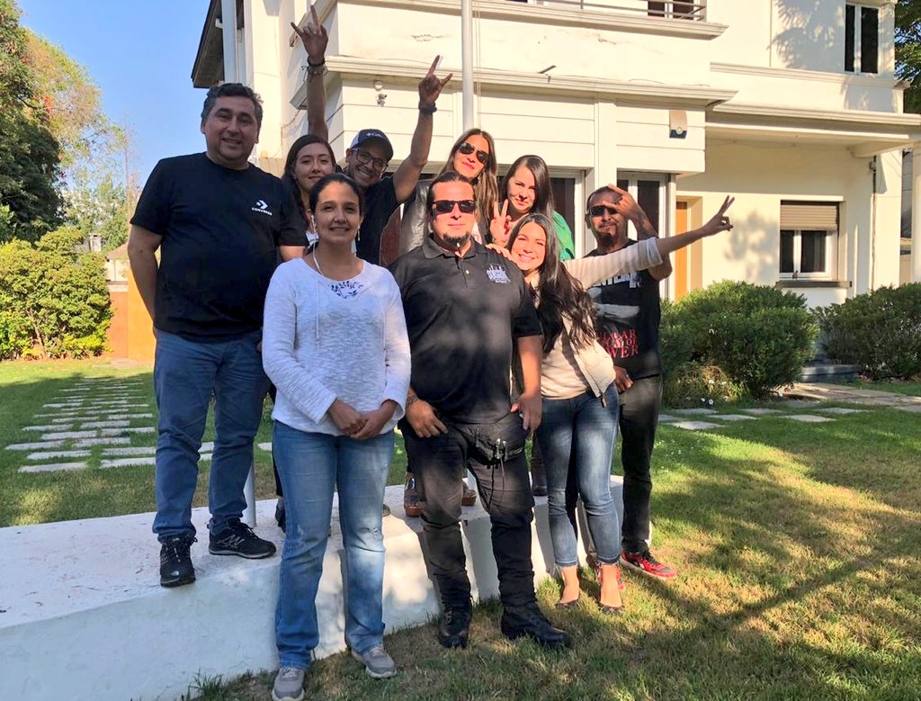 Kristian_Mella's tweet photo. Habemus Fundación 🤗 nombre: "Fundación Supercan" con dirección en Las Condes. Llegaremos a todo el país. Aquí en nuestra casa con el equipo del sueño animalista. 

Yo voy por un #Chile donde NO haya NUNCA MÁS que eutanasiar a un perrito o un gatito por falta de  recursos y tú? https://t.co/vADtrvHmDX