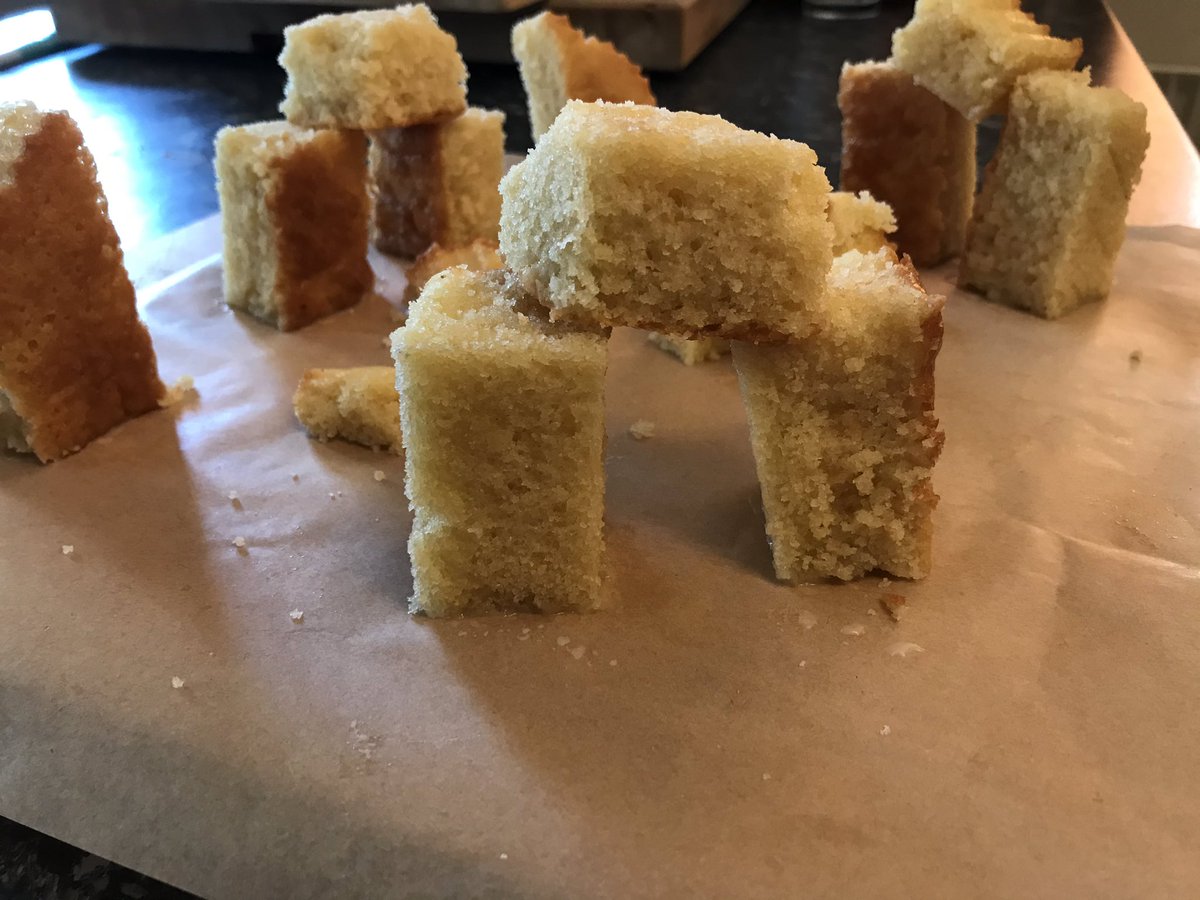 splasha30's tweet image. @SpringvalePS @jaxster1984 F has been busy baking #Stonehenge today 👨‍🍳 #cake #minibaker #manytalents