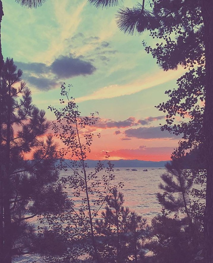 Amanece__rc's tweet photo. El color del atardecer. Solo me lleva a ti. A la paz en tu mirada, a la verdad en tus palabras, al amor que me consume. https://t.co/FMPZrORU8x