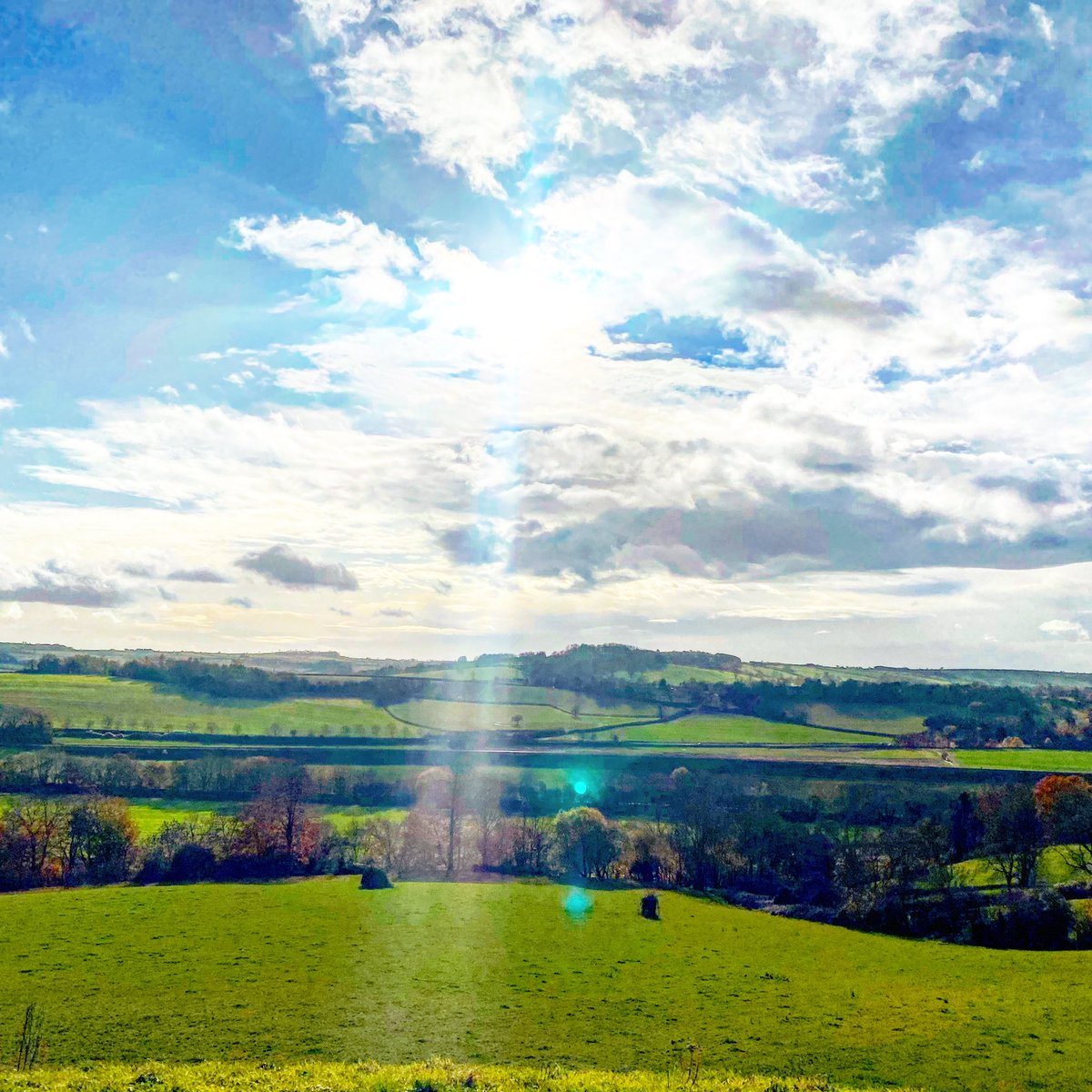 n_swimming's tweet photo. Making the most of the Great Outdoors. Just because the Pools are Closed. Lets not forget how lucky we are to be able to continue to exercise and enjoy our surroundings #50KmCycleRide #Hills #RoadsAsRivers #AlternativeTraining https://t.co/XRI0moEtSu