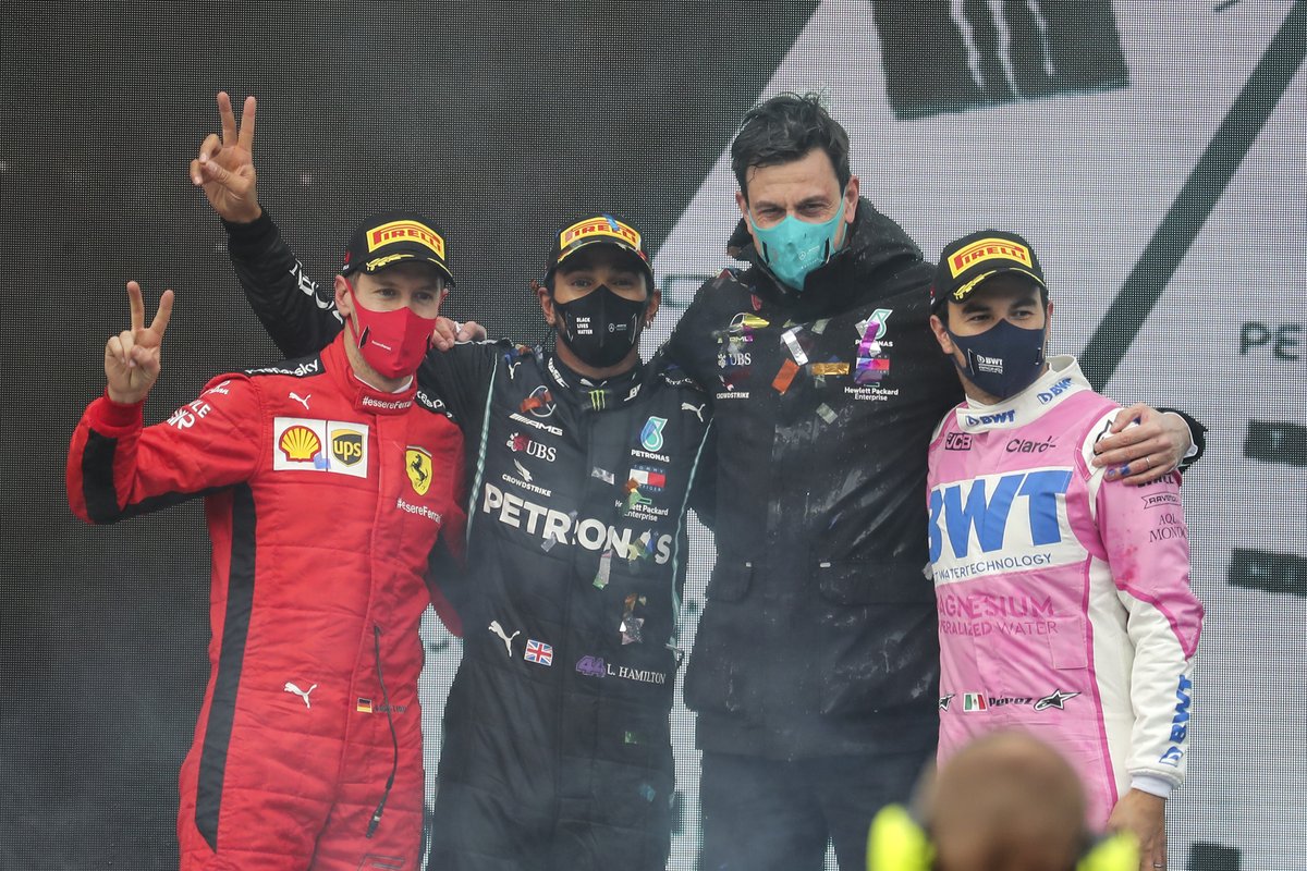 anadolufrancais's tweet photo. [Photos] #Formule_1 : #Hamilton gagne le grand prix de #Turquie et remporte le #championnat du #monde
 ,

https://t.co/bzL5TPwwpU https://t.co/y4PIi5Tlzy