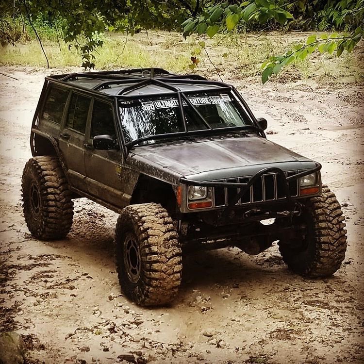 jeeppartseurope's tweet photo. 🤘🏽 SUNDAY JEEP  FUNDAY 🤘🏽 
#sundayfunday #sunday #sundayvibes #jeep #jeepcherokee #jeepcherokeexj #4x4 #sunday4x4 #4x4offroad #offroad #offroad4x4 #parts #carparts #carraco #domingo #domingueros #domingueando https://t.co/SXakU6ArqJ