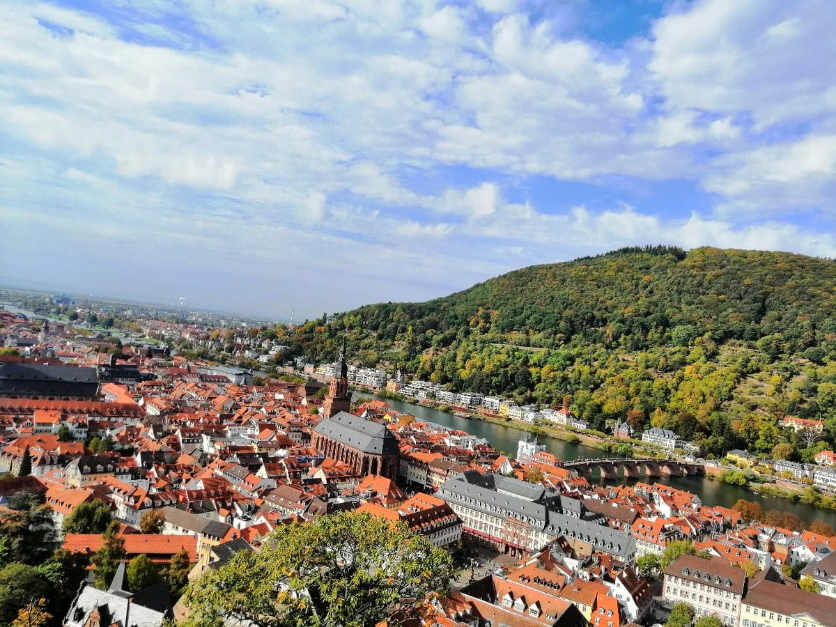 joy_jony's tweet photo. #Germany
#heidelberg
#NaturePhotography
#naturelover
#sky
#mountains
#mountain
#beautifulplace
#beautiful https://t.co/rsSPPlIl1Y