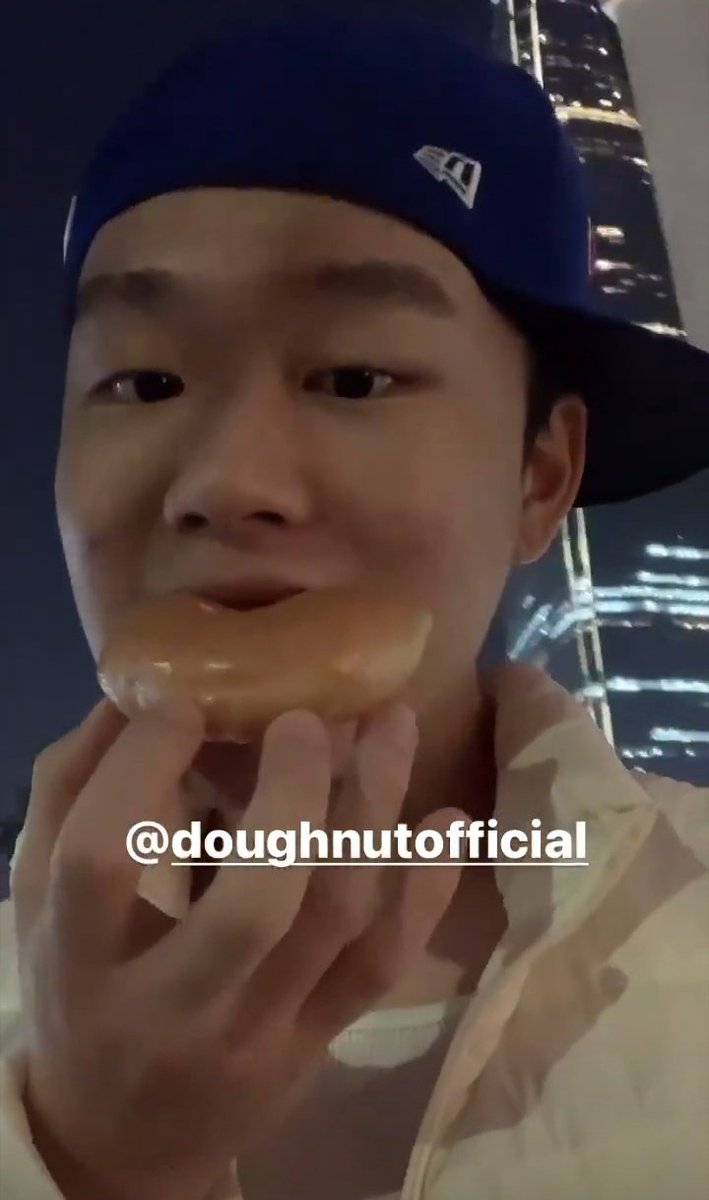 gigastradamus's tweet photo. stop being cute veiny!!!!
❤
#veinifly #veinyfly https://t.co/CChiH4oVWb
