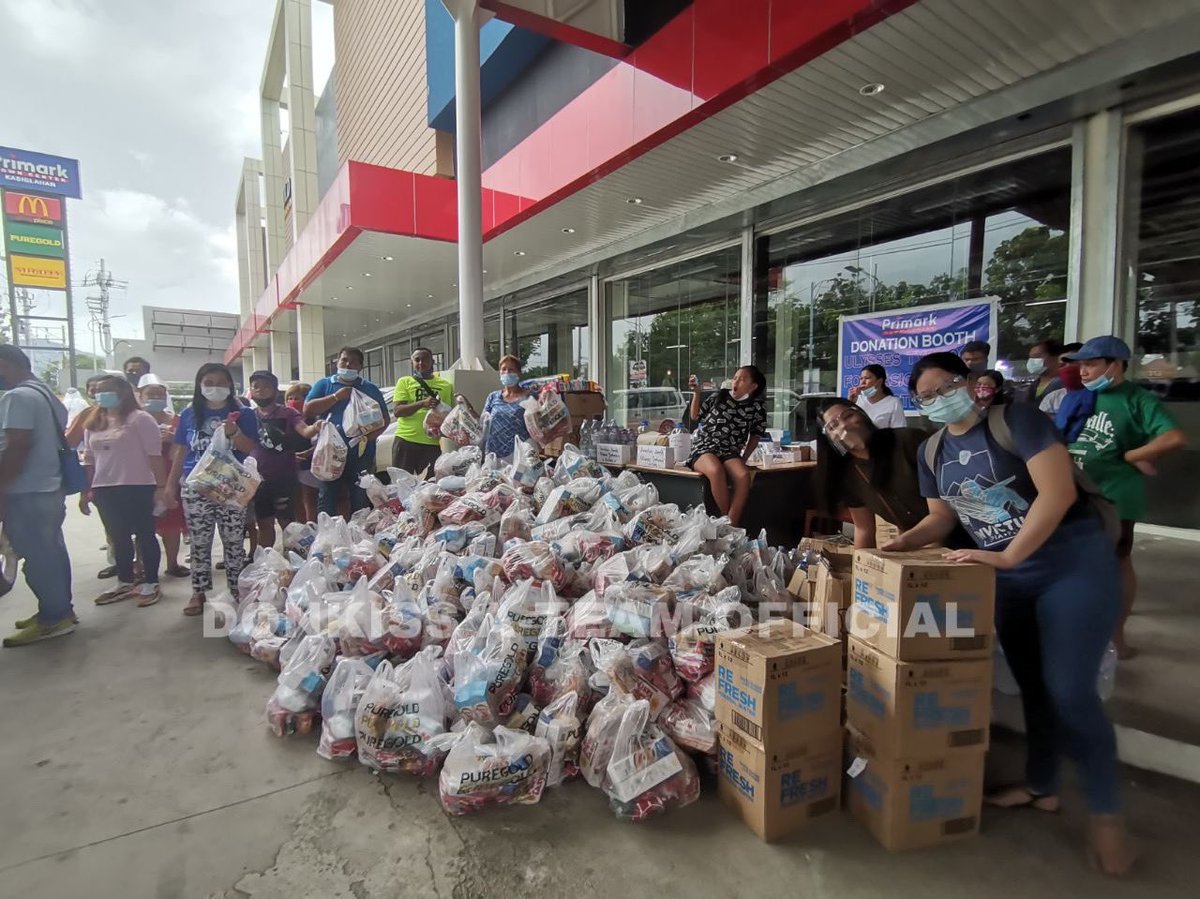 airwindzone's tweet photo. Contact @DonKissATeamOFC for your  donations

KISSESofHope DONNYtionDrive Update:

Currently distributing the first wave of your donations, #DonKissFam! 350 food and hygiene packs all for Rizal. Thank you so much for making this possible, fam!
Donations are still up.
#DonKiss https://t.co/so4pW6mzhg