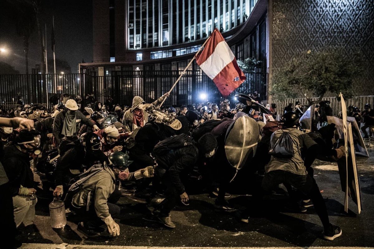 maralegre's tweet photo. FOTÓN de Sebastián Castañeda. Para enmarcar y colocar junto a las estampas de los héroes de las batallas. Perú 🇵🇪 Bicentenario https://t.co/vZTko8wSRm