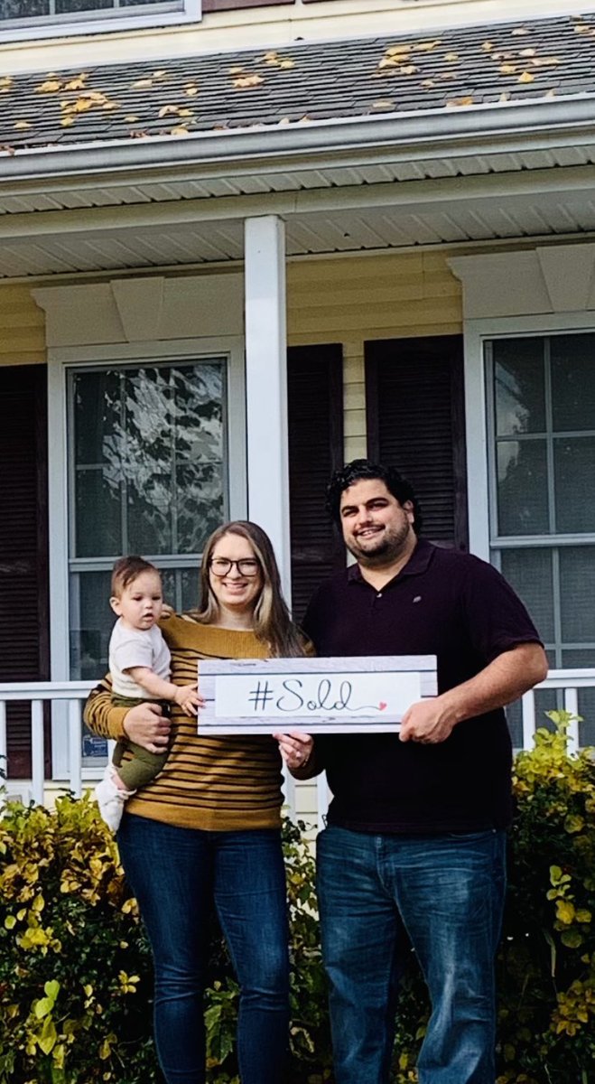 samsparkle1120's tweet photo. Congratulations to David, Amanda and baby Colin!! I hope you have a wonderful 𝙛𝙞𝙧𝙨𝙩 holiday season in your new home! ♥️🏡🔑🎉
#ChangingLives #Sold #SamSparkleSellsHomes #LowRate #FindYourPlace #OwnRealEstate #WealthBuild #PeakPartnersTeam #KellerWilliamsRealty #PlaceInc https://t.co/biCPax0Jbs