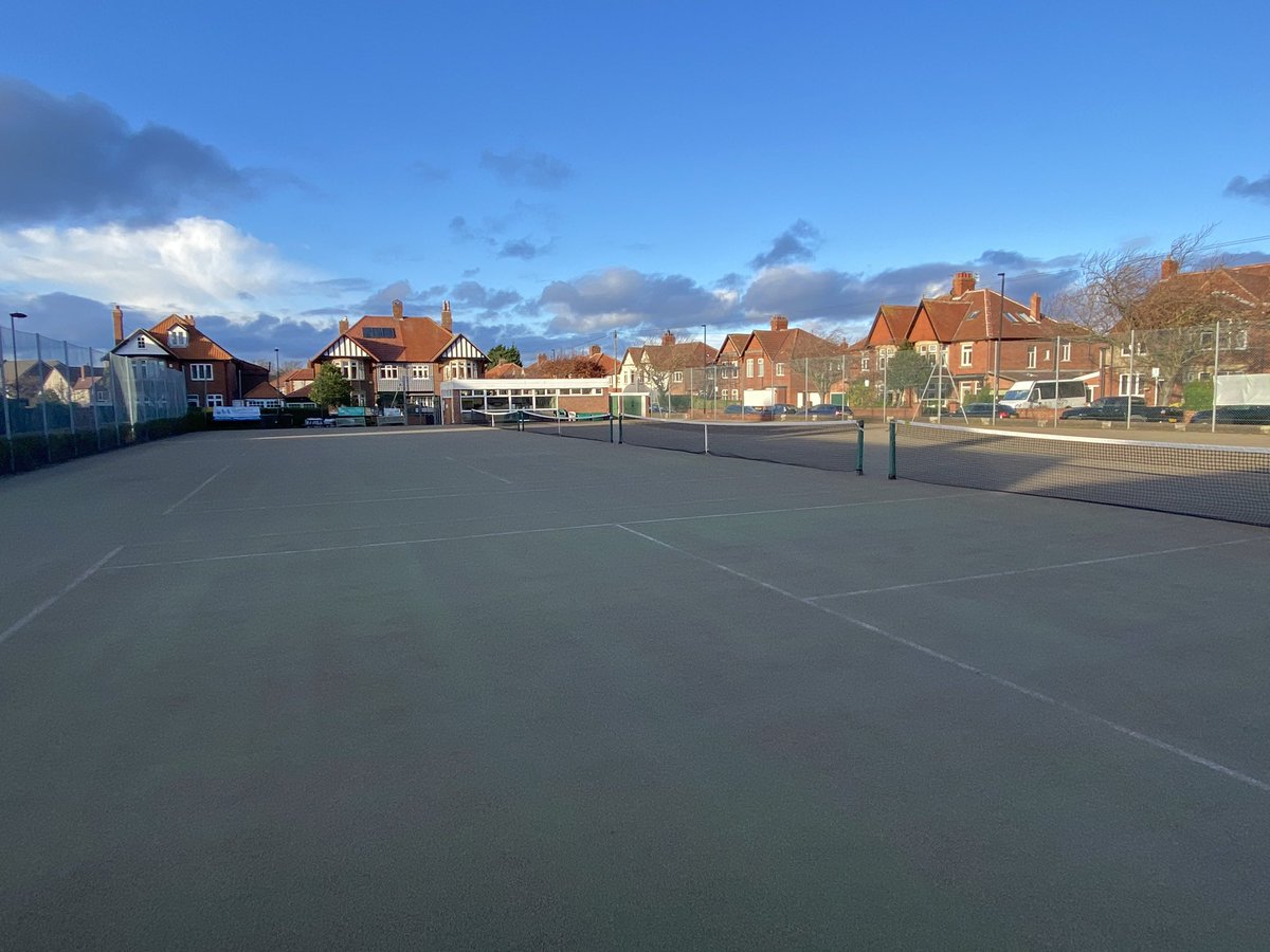 beverleyparkLTC's tweet photo. WOW what a difference a week makes!!

Look at our new rejuvenated courts, don’t they look great?😍

A massive thank you to @ReplayMaintain for your hard effort and completing the work over the last week👏🏻

Who can’t wait to get back out on court and try them out? https://t.co/eLrfHQHGhy