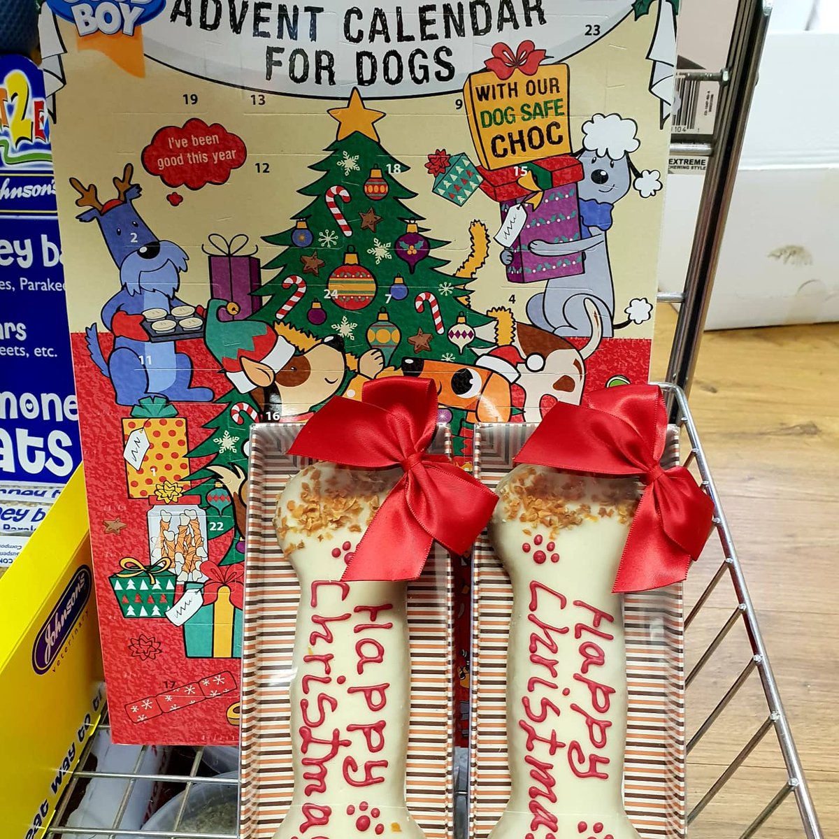 BognorS's tweet photo. Christmas goodies for Dogs and Cats
#shoplocal #petsupplies #catchristmas #dogchristmas #bognorpetsupplies https://t.co/CYbfP1glmt