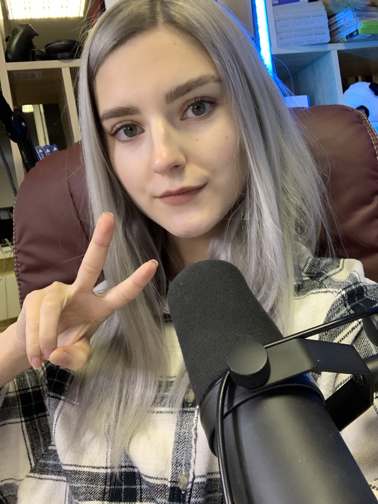 TW Pornstars Eva Elfie. Twitter. Podcast time!. 7 28 PM 15 Nov 2020
