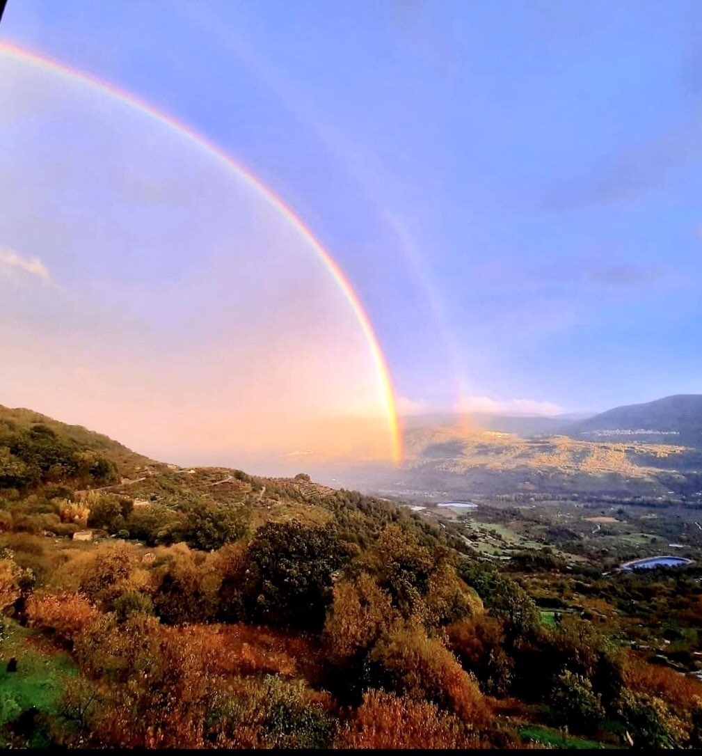 <a href="/Jlat_vet/">Joan</a> <a href="/Belen_DpMarquez/">Belén 🍃</a> @Biologus_agri Valle del Jerte