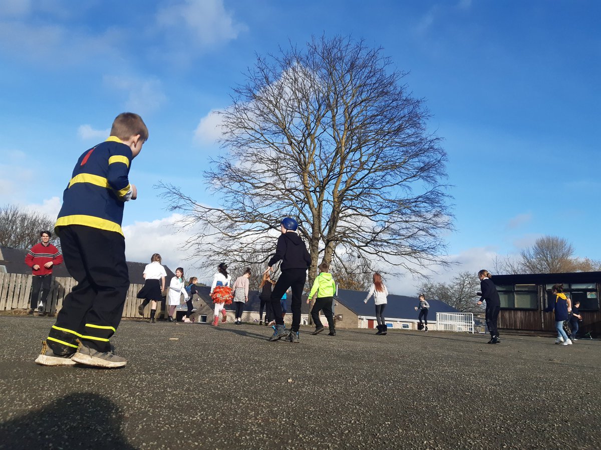 On Friday we had our first visit from @KatieMillard15  The children really enjoyed their first session and are looking forward to seeing her again this week 😊