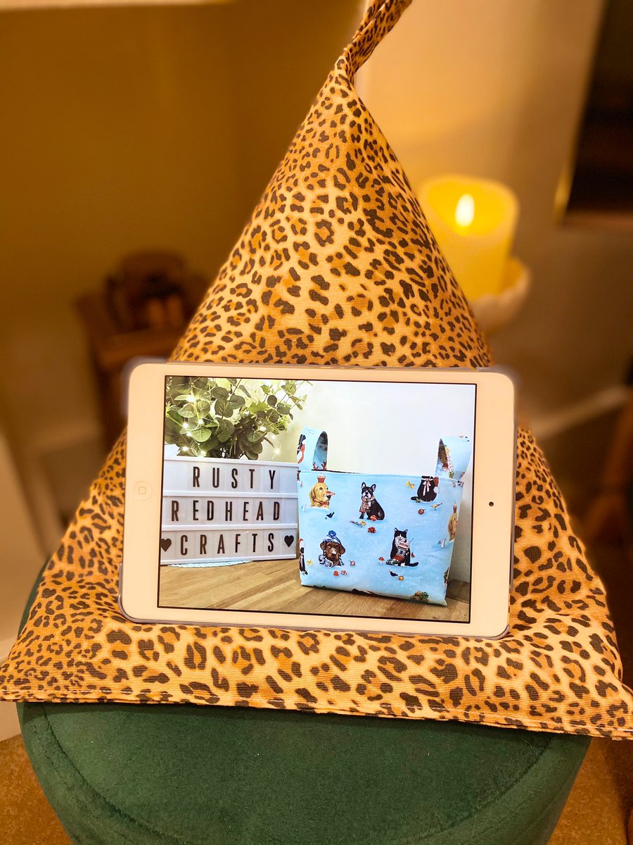 CraftsRusty's tweet photo. Animal print obsession 🐆🐅🦓🦒 
#ipadbeanbags #CraftHour #HandmadeHour #xmasgifts #handmadegifts https://t.co/j8Wtx6ex5N