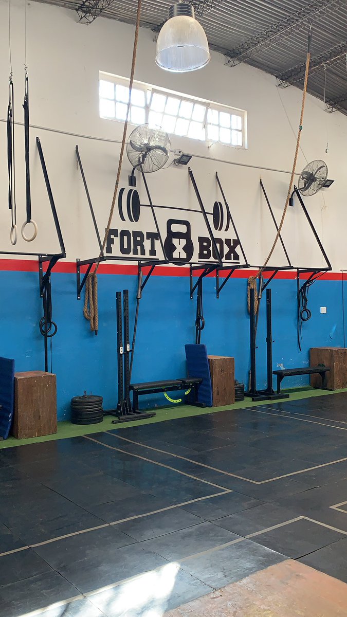 fortepablod's tweet photo. Domingo... con TODO...! #domingodepaliza en #FXB https://t.co/5DJTf7z39J
