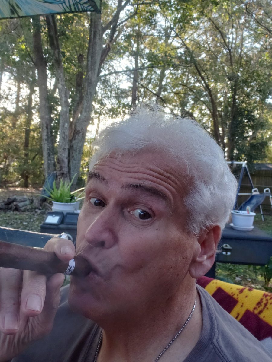 Sunday afternoon with a stick on my patio...
Happy Sunday Everyone!