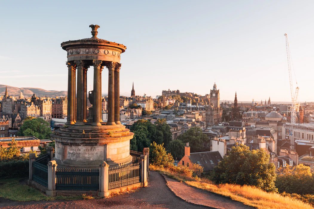 _Wanderlusters_'s tweet photo. This is the view  at sunset  from Canton Hill, a hill in the eastern part of Edinburgh where have been built many monuments and for this is reason the city is considered the Athen of the north.

📍 #Edinburgh, #Scotland.

#Wanderlusters #nature #architecture #Art https://t.co/RG3T7XvcNt